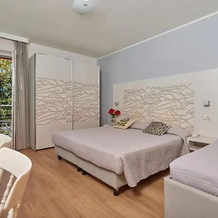 Szálloda Eco Ariston 3*
