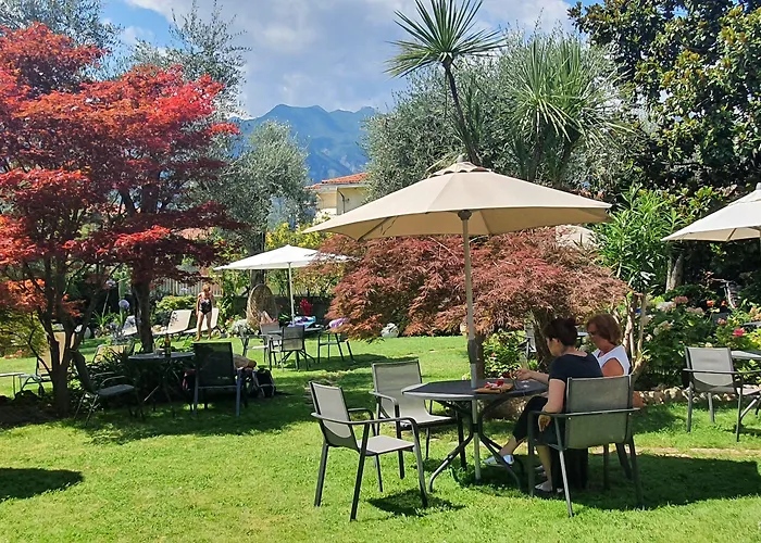 Hotel Eco Ariston 3*